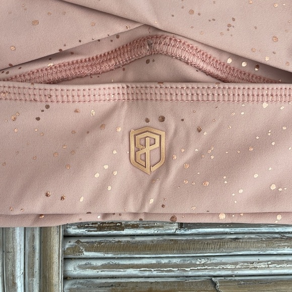 Born Primitive Radiance Sports Bra - S - Picture 3 of 4